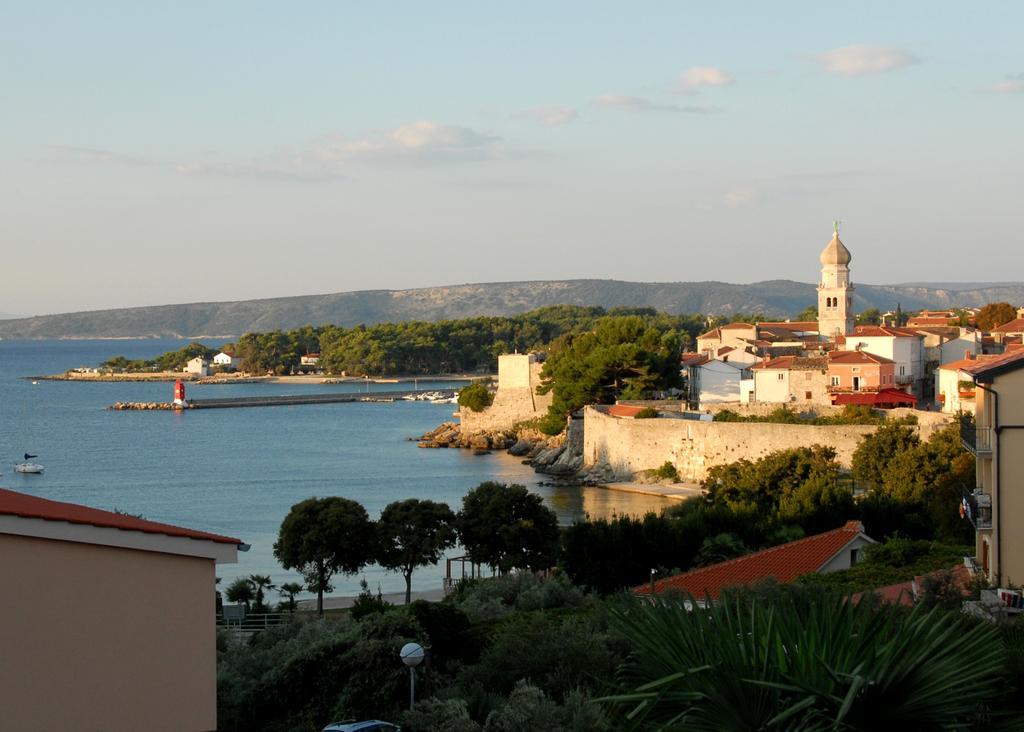 Apartment Tomic Krk Veglia Exterior foto